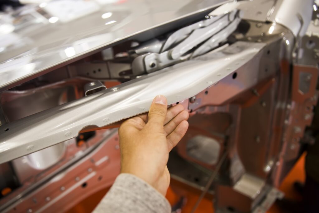 Car Body Panel Inspection Cost Hand Touching Metal | GPS: 38.779272, 77.438920